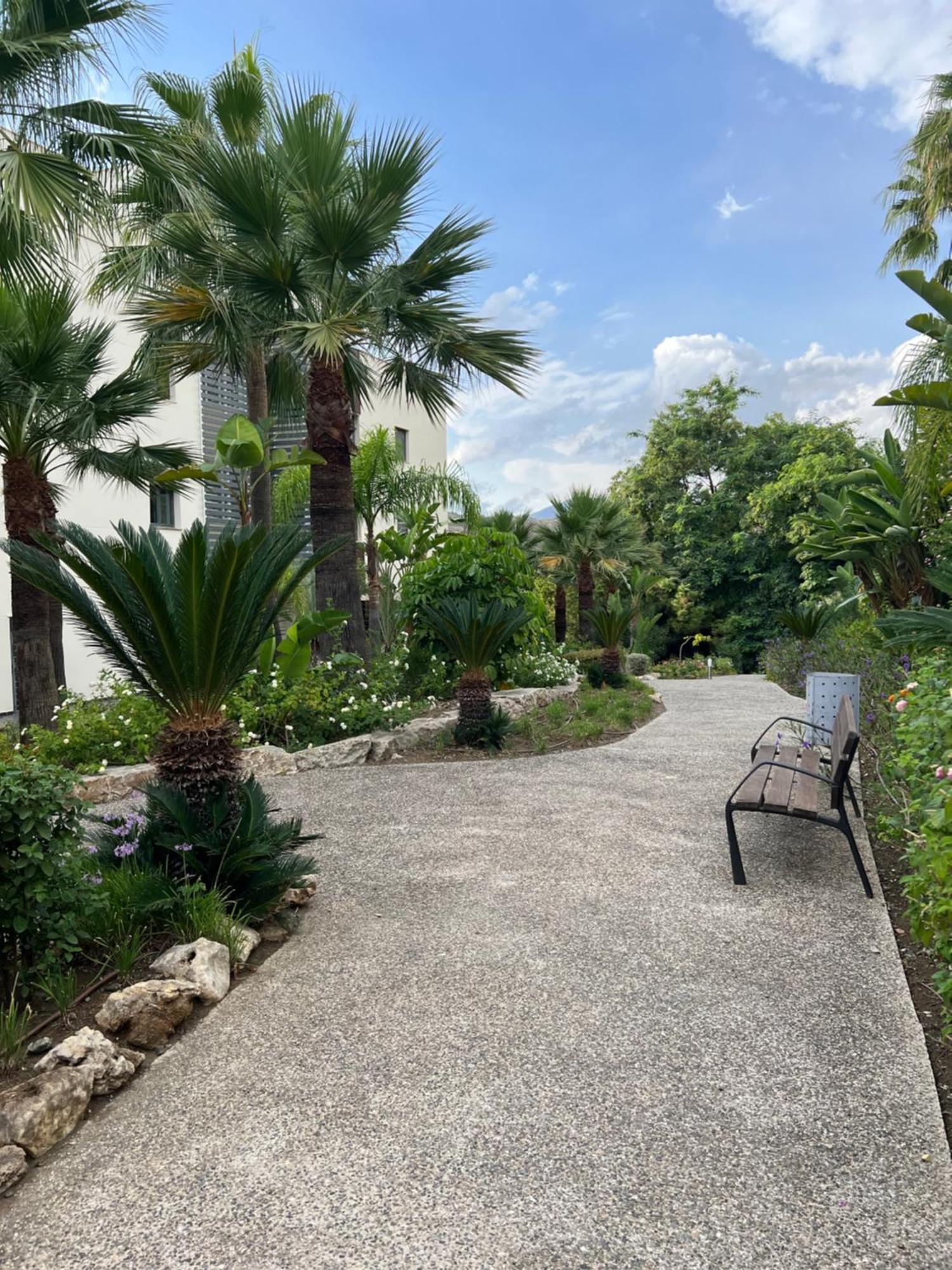 Amazing Two Bedroom Apartment In Los Flamingos, Marbella Estepona Zewnętrze zdjęcie