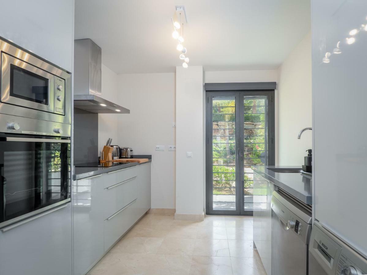 Amazing Two Bedroom Apartment In Los Flamingos, Marbella Estepona Zewnętrze zdjęcie